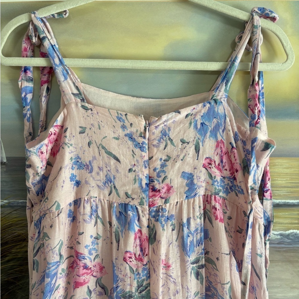LoveShackFancy Burrow Floral Silk Blend Dress
Whispering Lilac - Picture 6 of 13